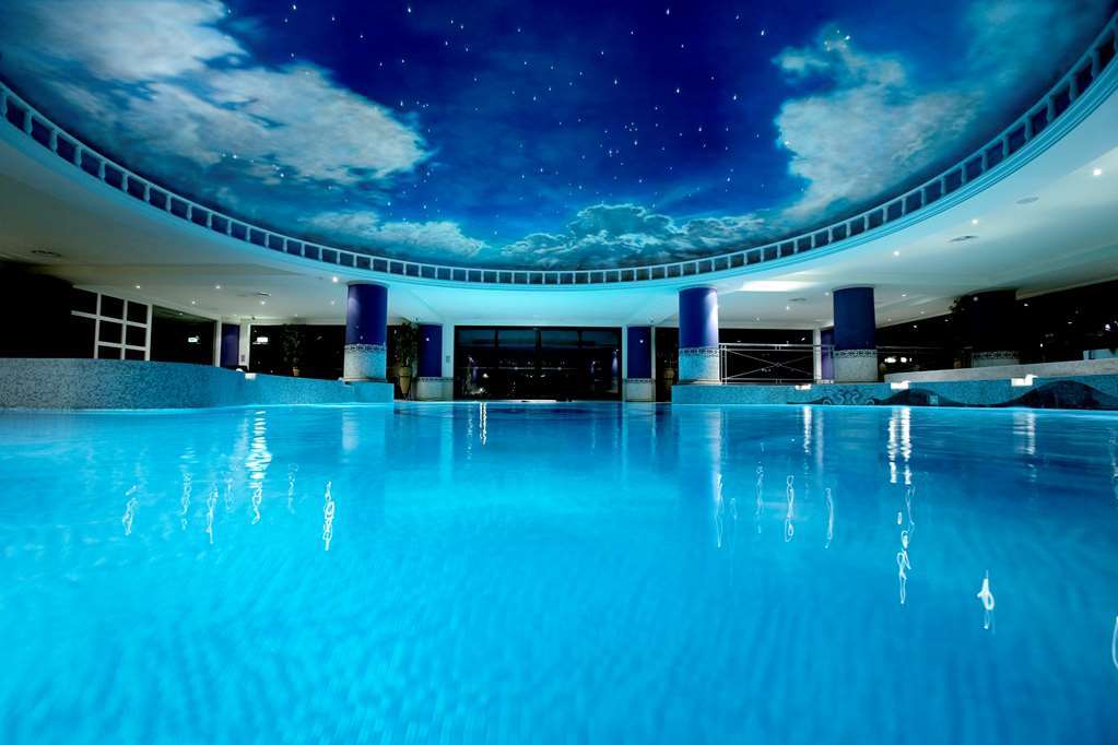 The Manor House At Celtic Manor Hotel Newport  Facilities photo